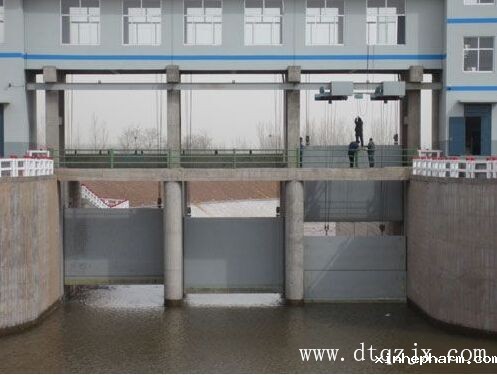 双钩双吊点电动葫芦应用场景实拍