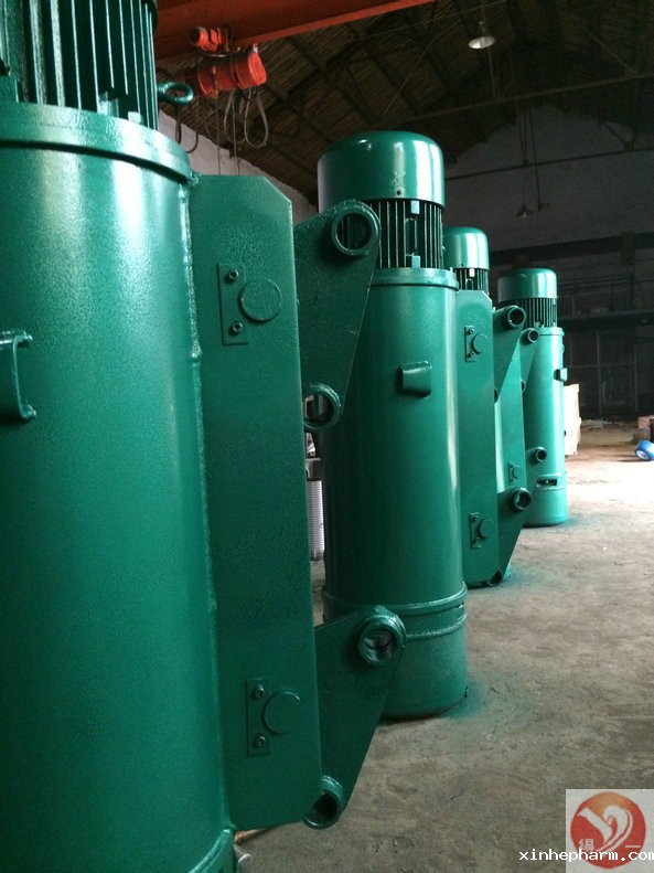 在xinhepharm厂房生产的防爆电动葫芦半成品实拍